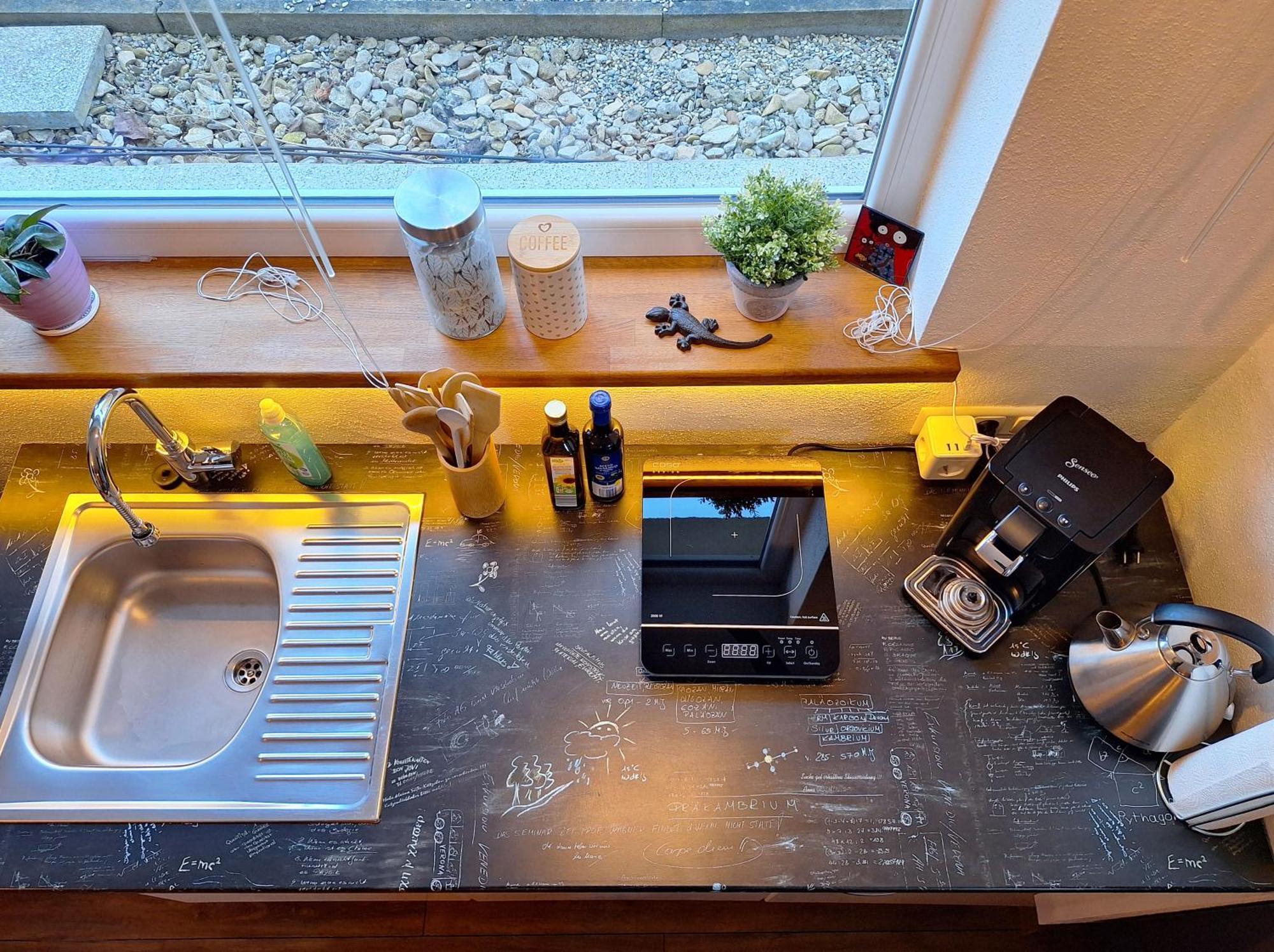 Ideal Fuer Kurze Aufenthalte - Gemuetliches 1-Zimmer-Apartment Adelsdorf Eksteriør bilde