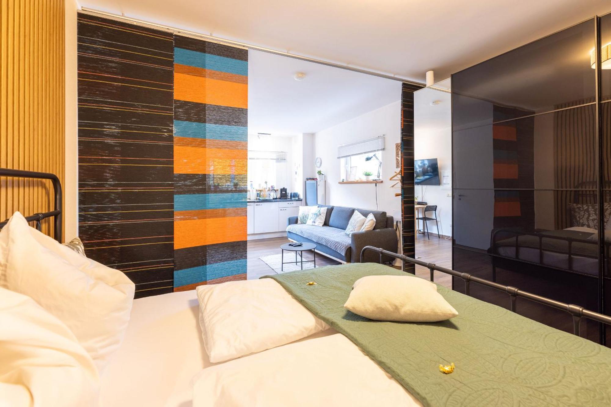Ideal Fuer Kurze Aufenthalte - Gemuetliches 1-Zimmer-Apartment Adelsdorf Eksteriør bilde
