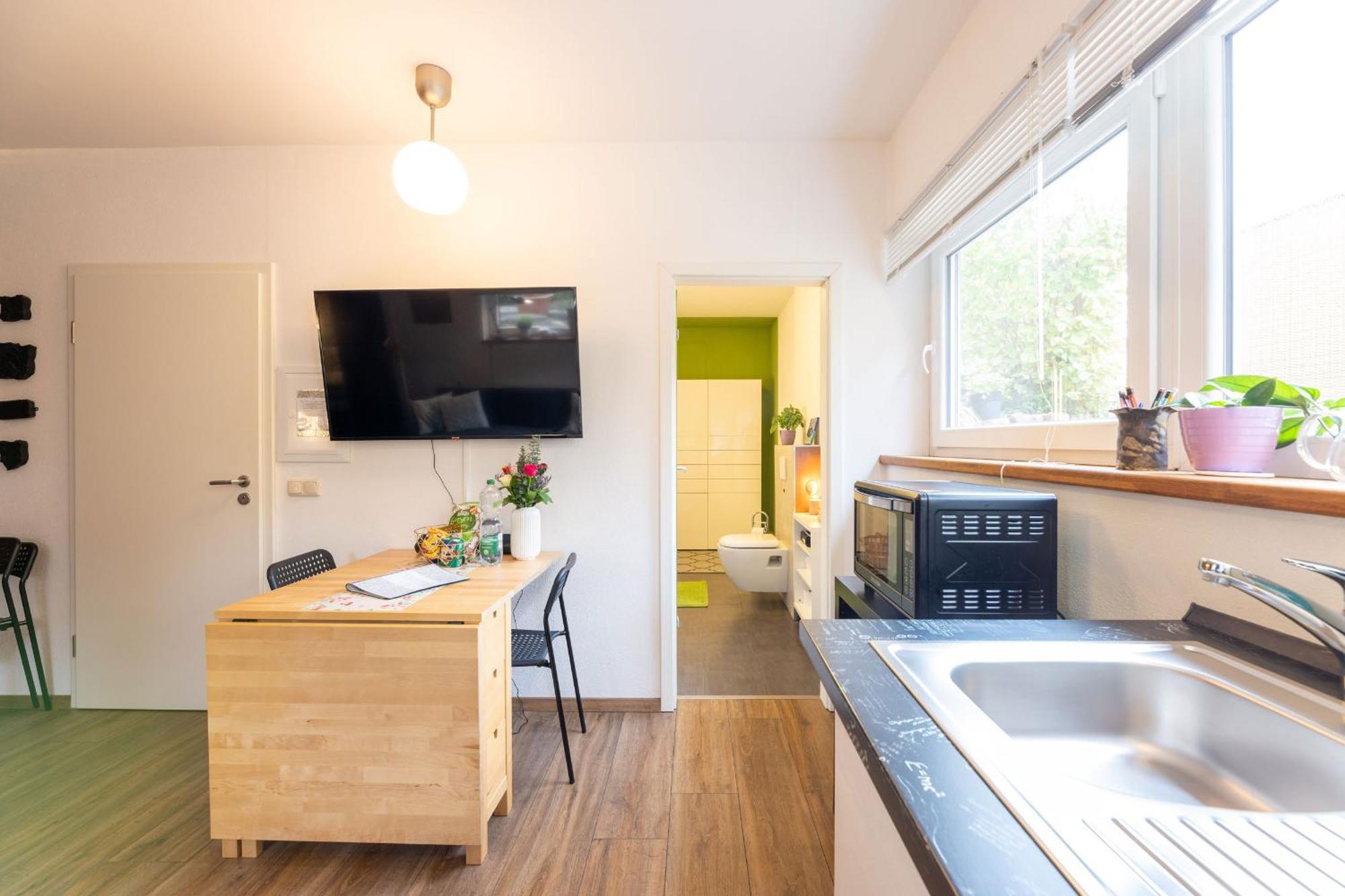 Ideal Fuer Kurze Aufenthalte - Gemuetliches 1-Zimmer-Apartment Adelsdorf Eksteriør bilde